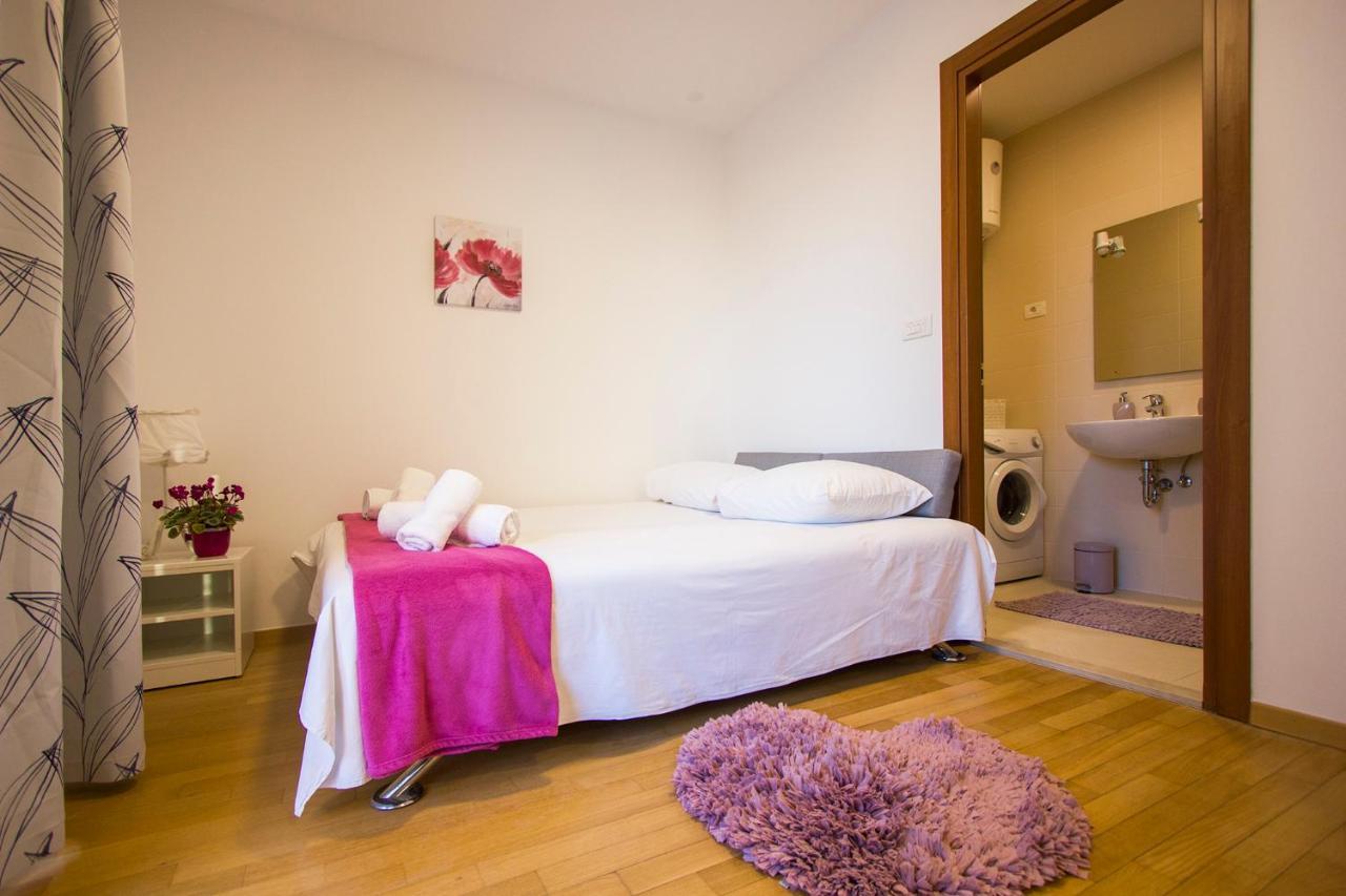 Apartment Luka Split Bagian luar foto