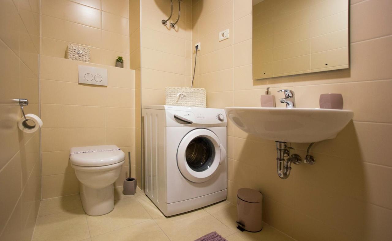 Apartment Luka Split Bagian luar foto