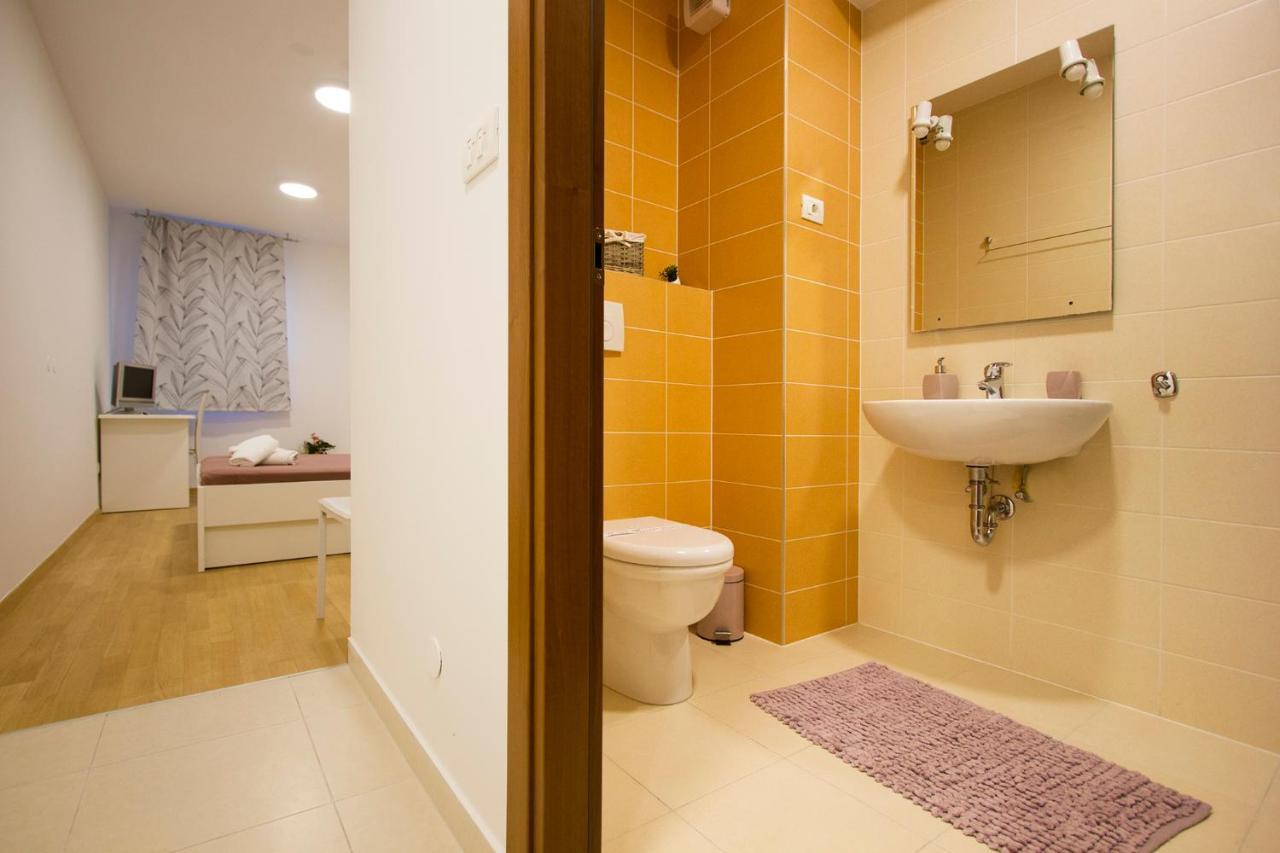 Apartment Luka Split Bagian luar foto