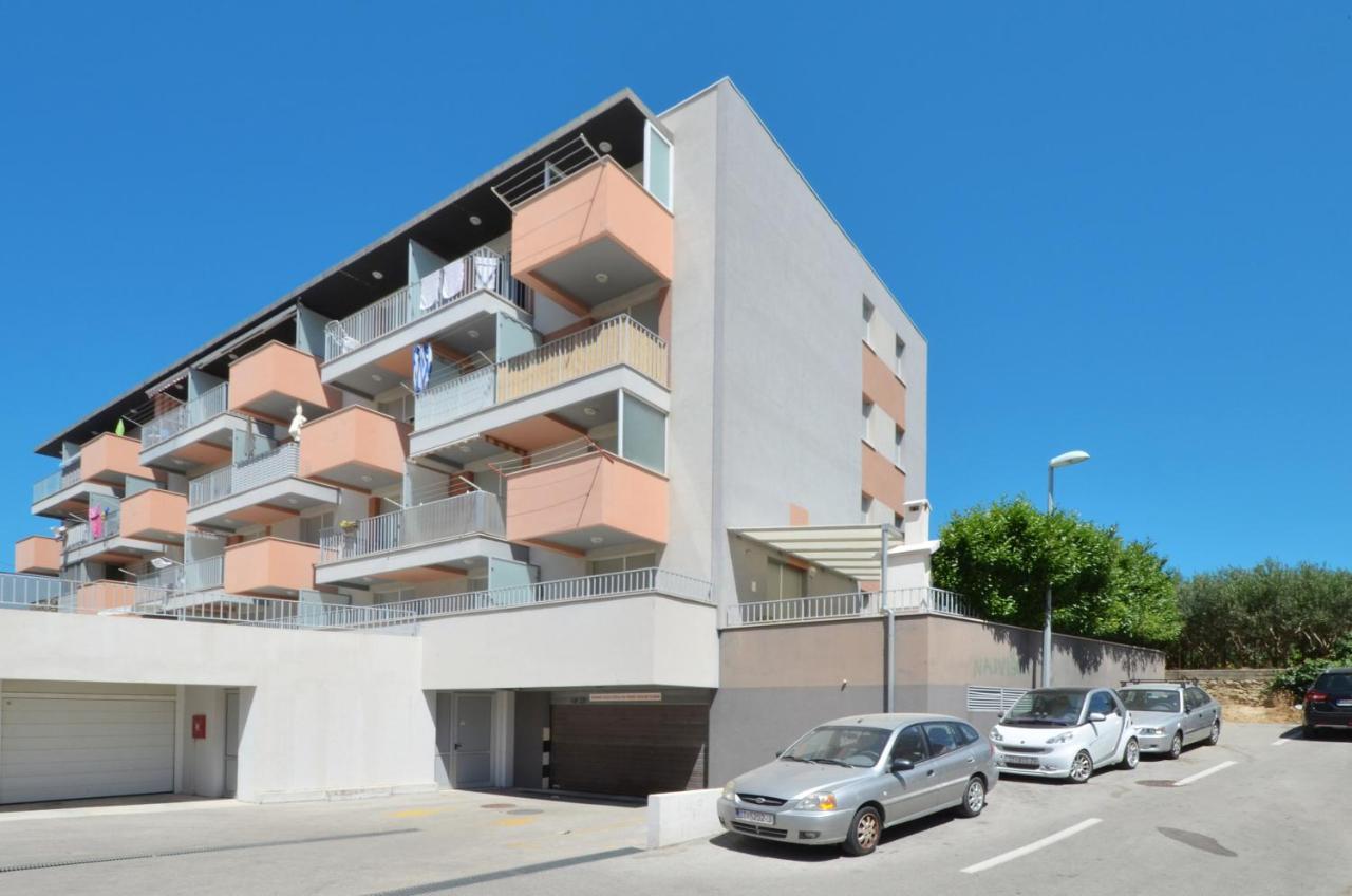 Apartment Luka Split Bagian luar foto