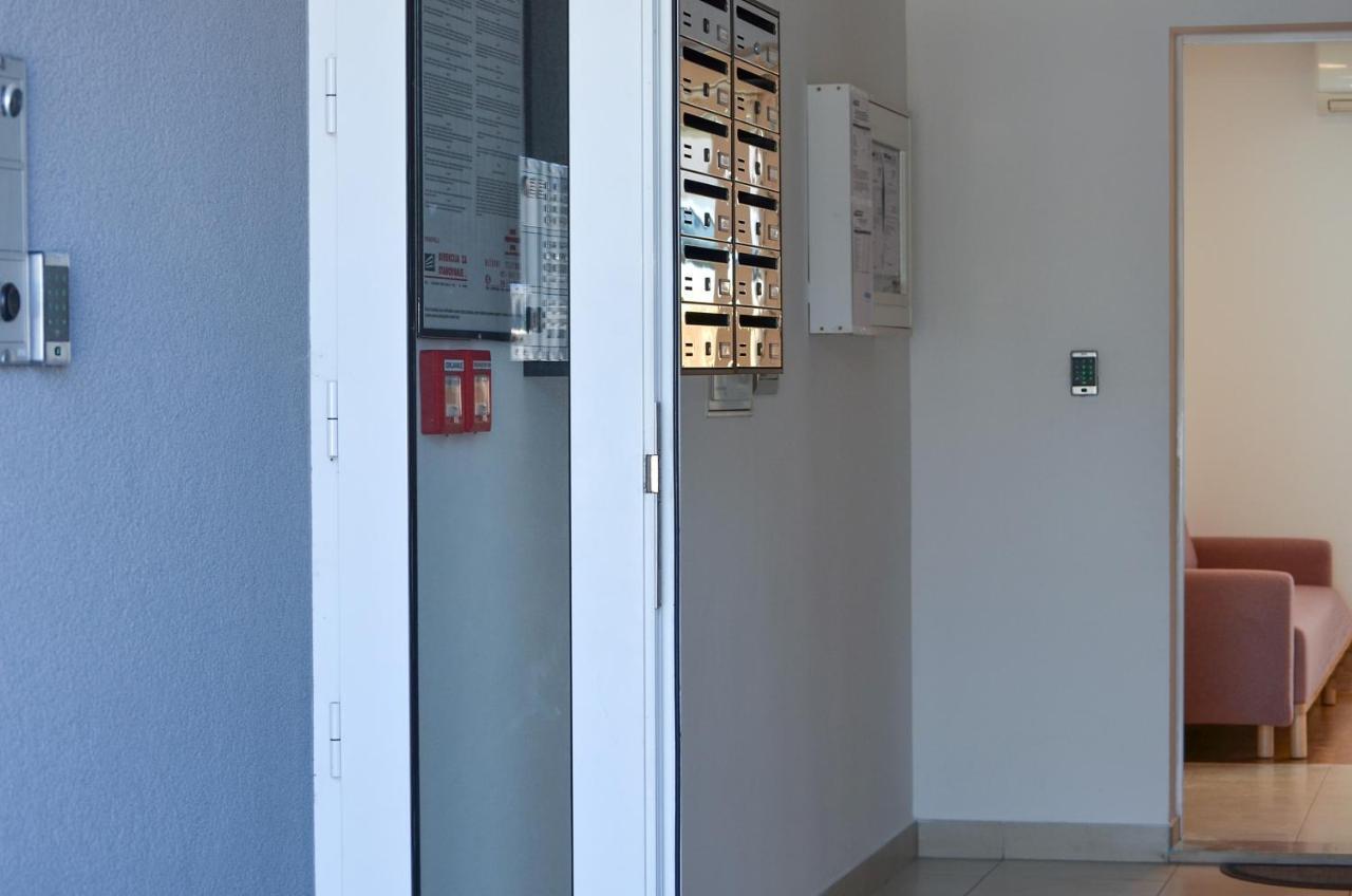 Apartment Luka Split Bagian luar foto