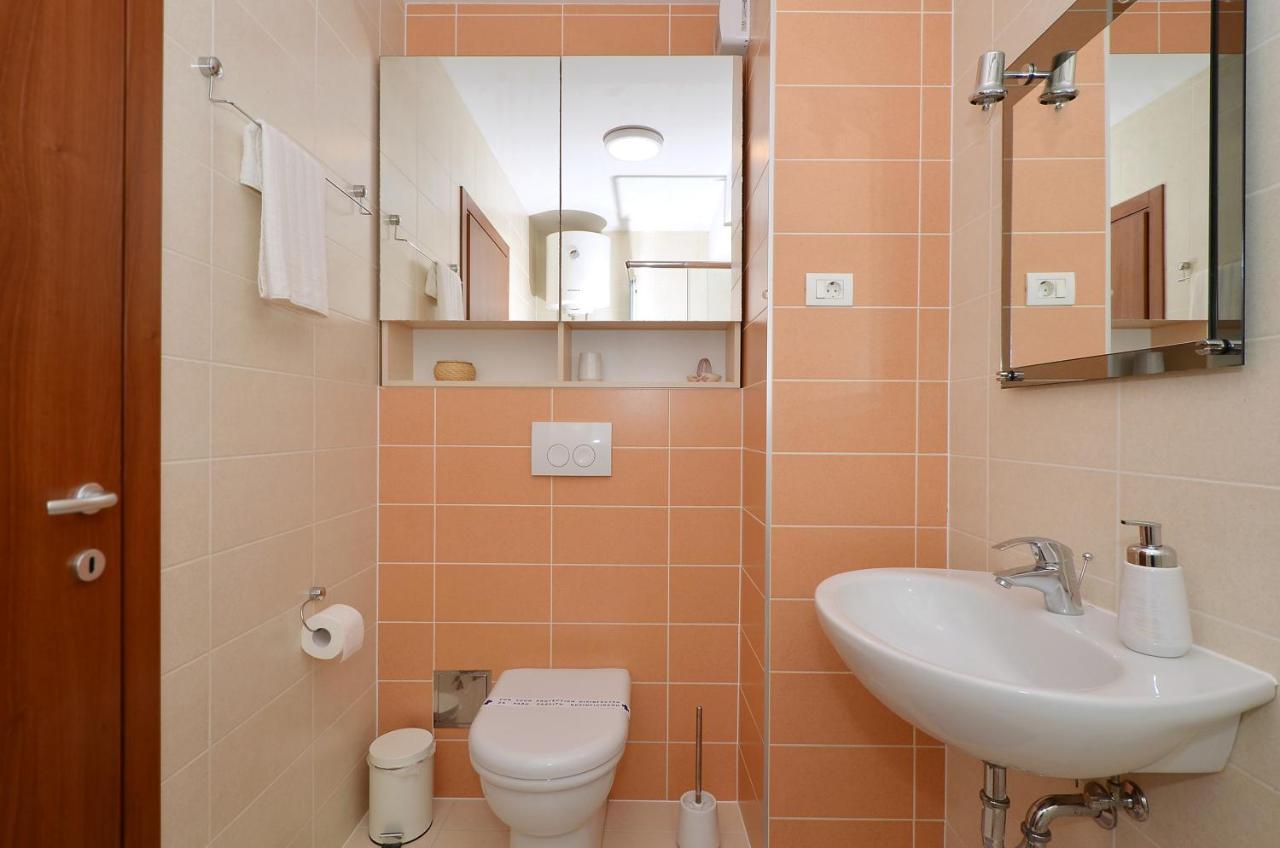 Apartment Luka Split Bagian luar foto