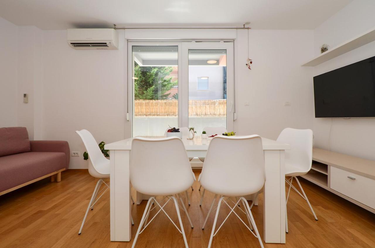 Apartment Luka Split Bagian luar foto
