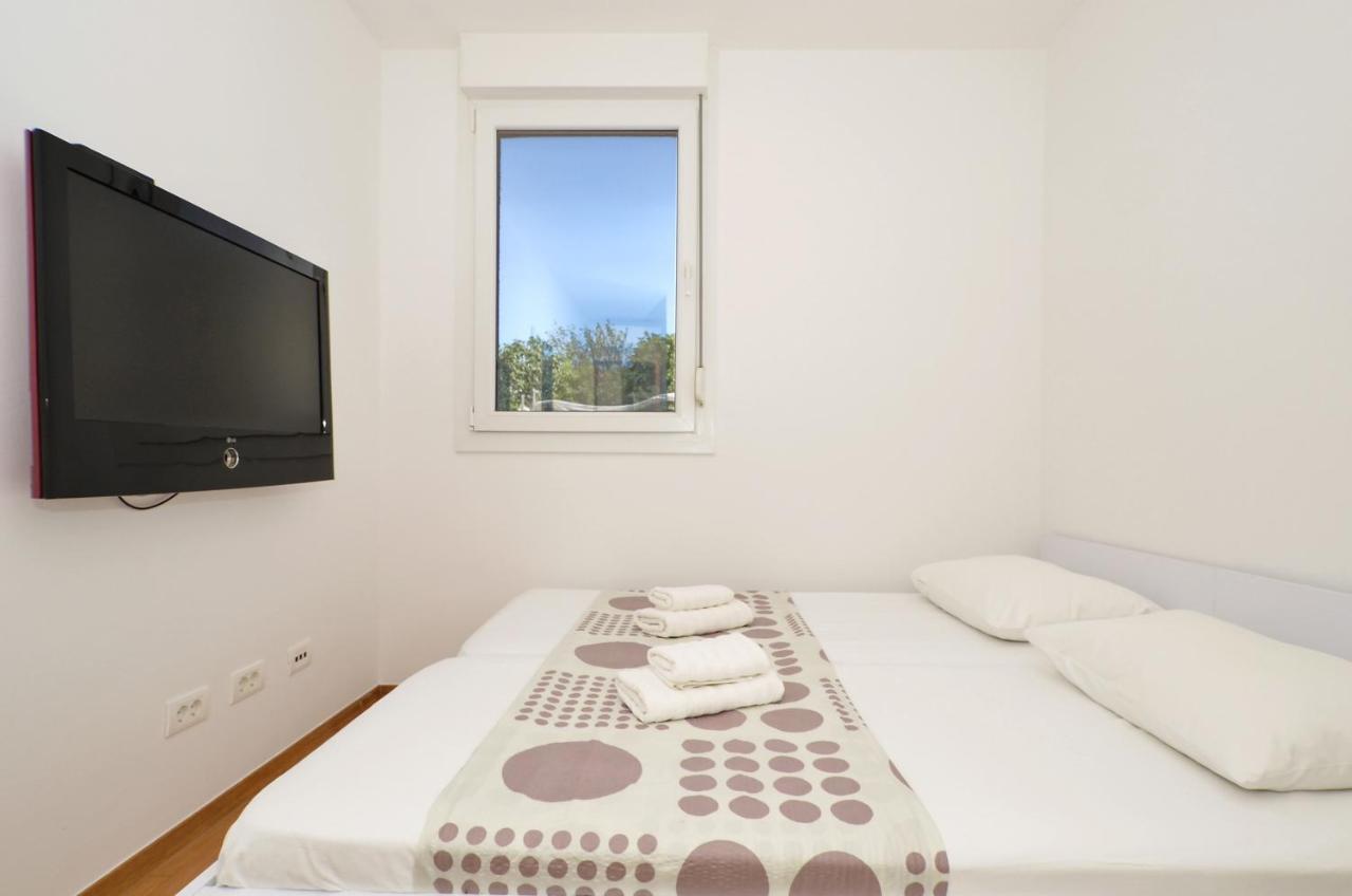 Apartment Luka Split Bagian luar foto