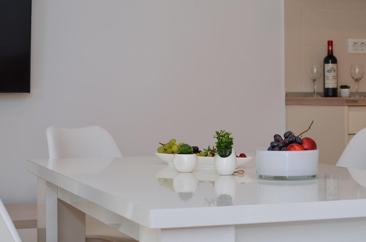 Apartment Luka Split Bagian luar foto